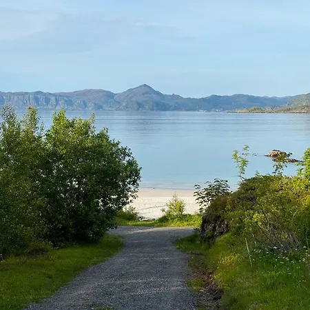 Idyllisk I Dome Ved Sandstrand Langenes (Vestland)