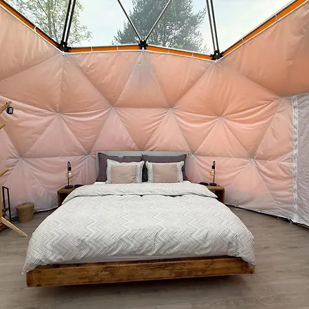Idyllisk I Dome Ved Sandstrand 豪华帐篷