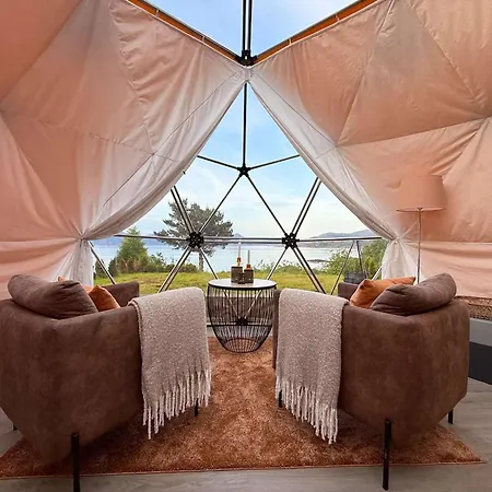 Idyllisk I Dome Ved Sandstrand Luxusní stan