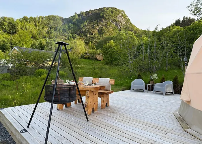 Idyllisk I Dome Ved Sandstrand Lyxtält Langenes (Vestland)